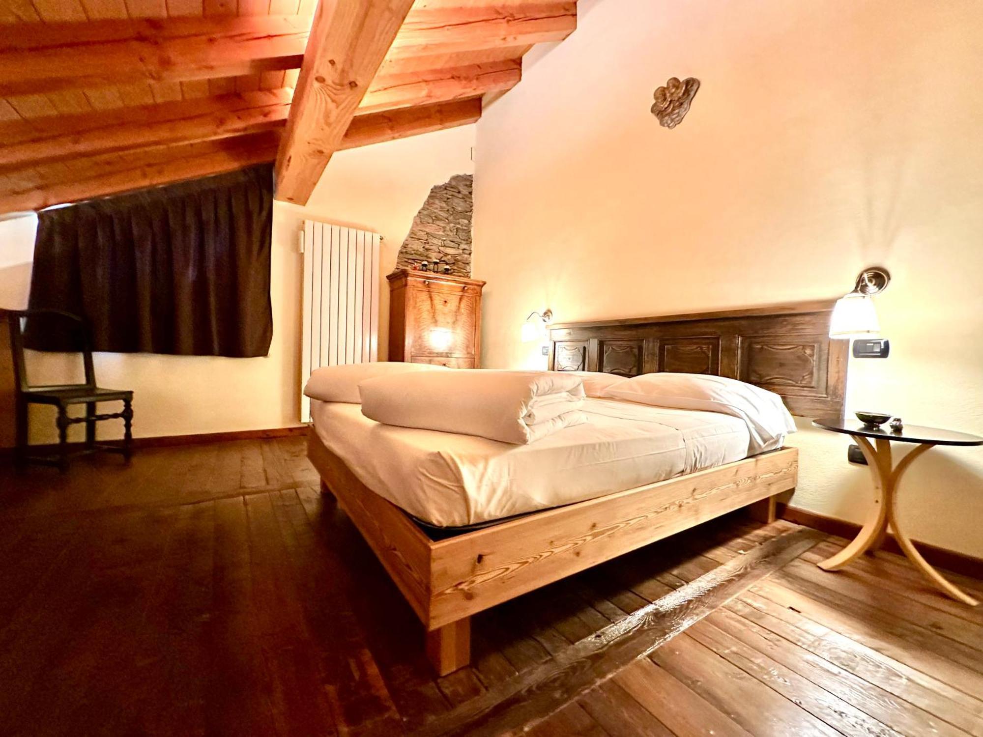Maison Rosset Agriturismo, Camere, Appartamenti E Spa In Valle D'Aosta Нус Екстериор снимка