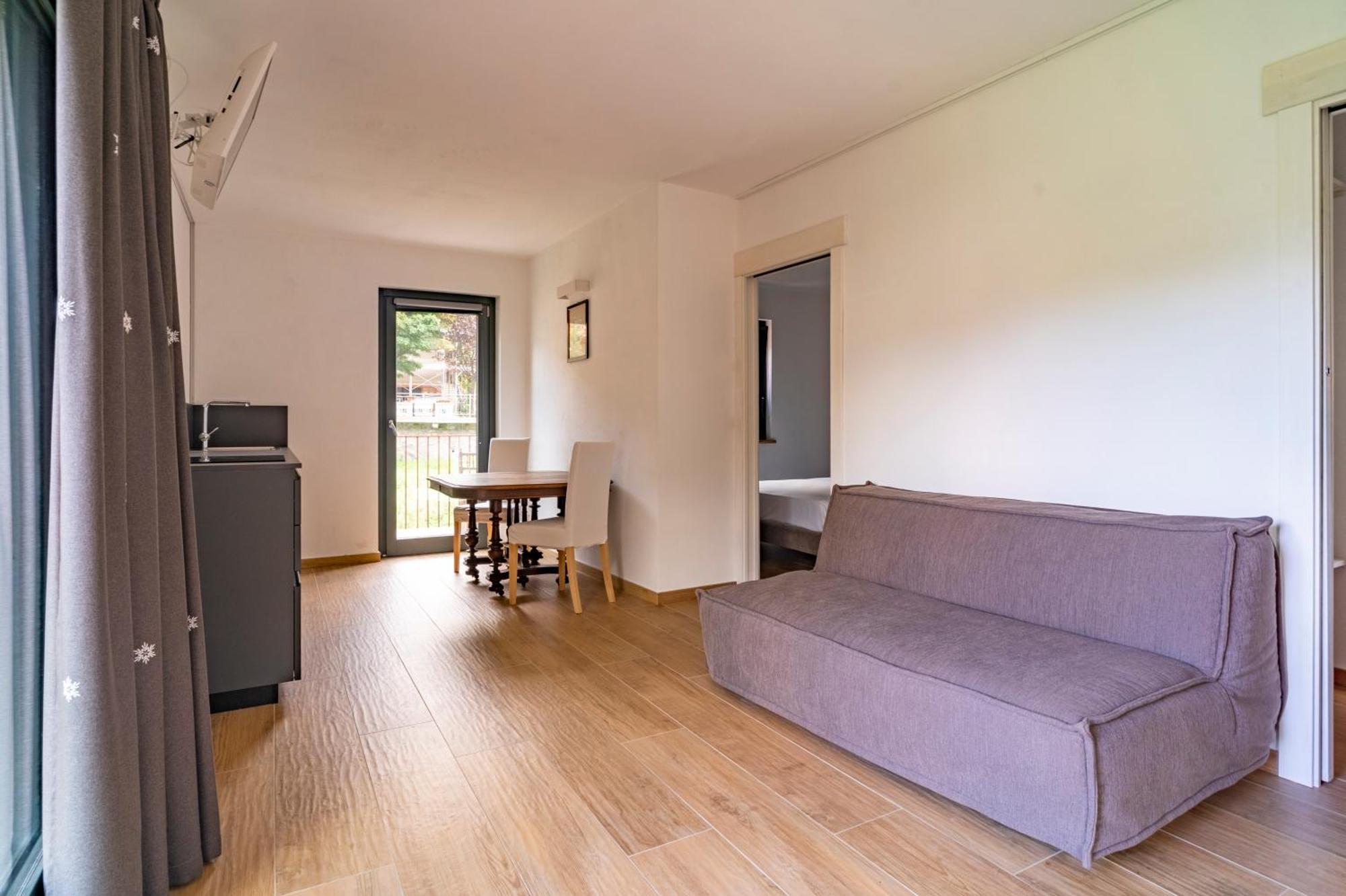 Maison Rosset Agriturismo, Camere, Appartamenti E Spa In Valle D'Aosta Нус Екстериор снимка